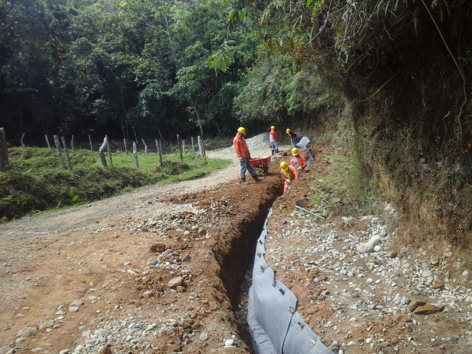 Mejoramiento de vías secundarias en la vía Pueblorrico - Jericó del Municipio de Pueblorrico. 