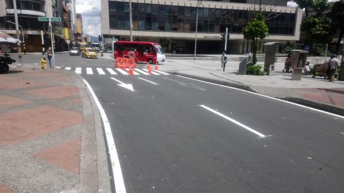 Construcción de obras de urbanismos, mantenimientos viales y obras complementarias en diferentes proyectos de  ciudad,  en el Municipio de Medellín. 
